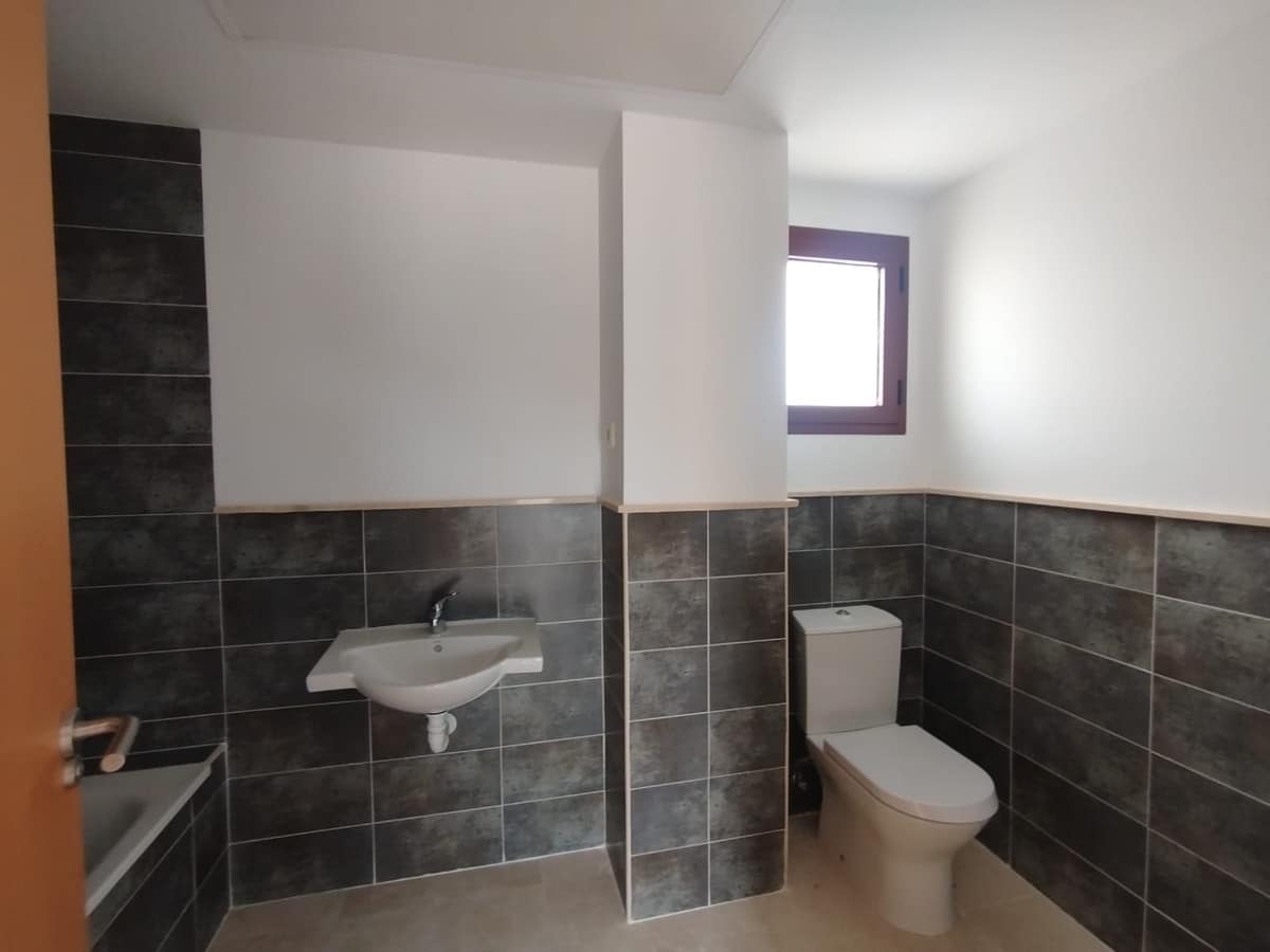 Drie-slaapkamerwoning in Doña Julia in Doña Julia - foto 20