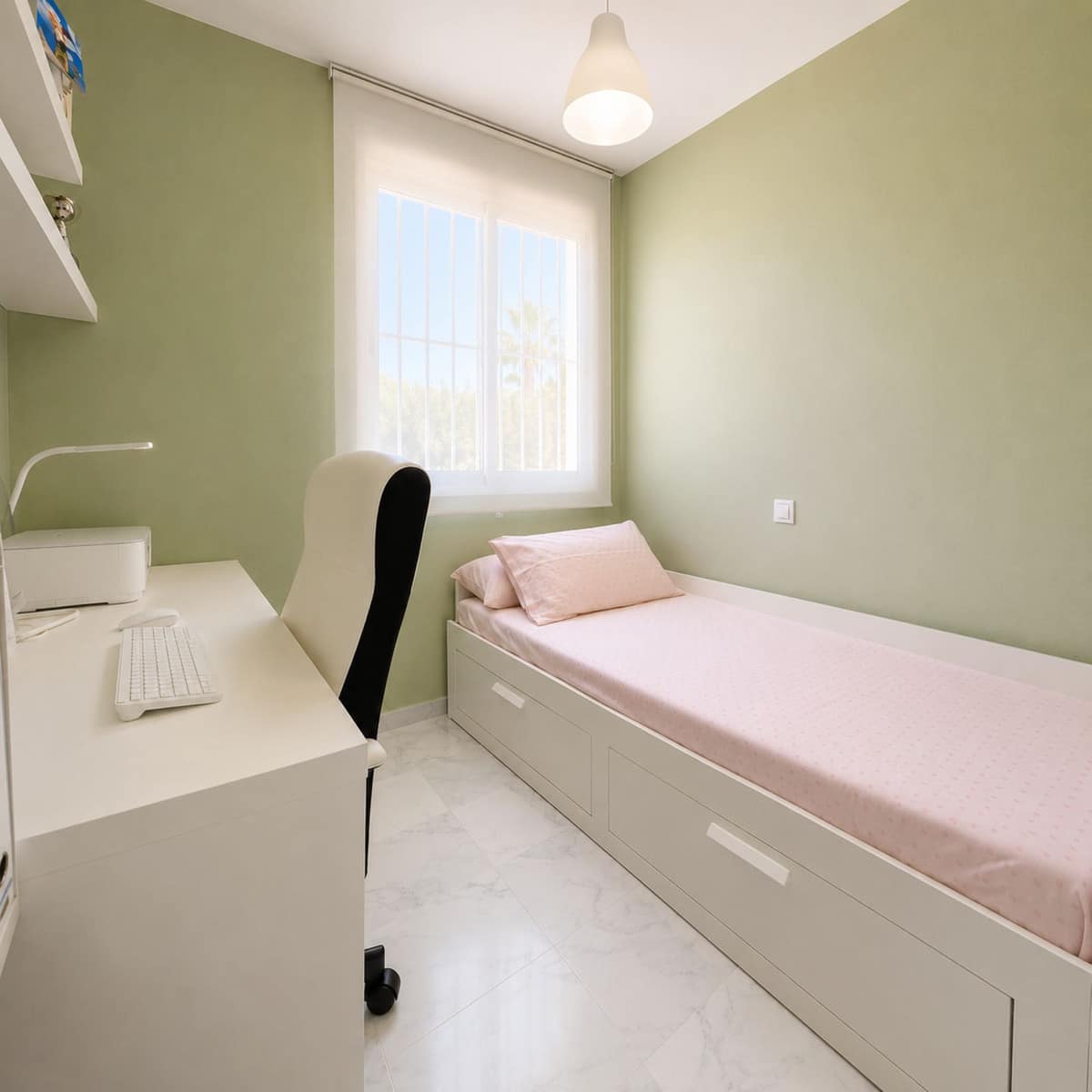 4 bedroom Apartment in Casares Playa in Casares Playa - foto 20