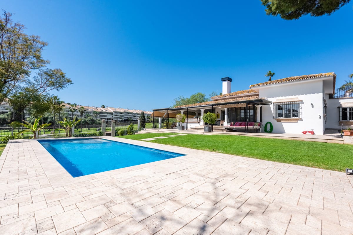 Villa Los Leones – Linda Vista, San Pedro de Alcántara | frontline golf in San Pedro de Alcántara - foto 4