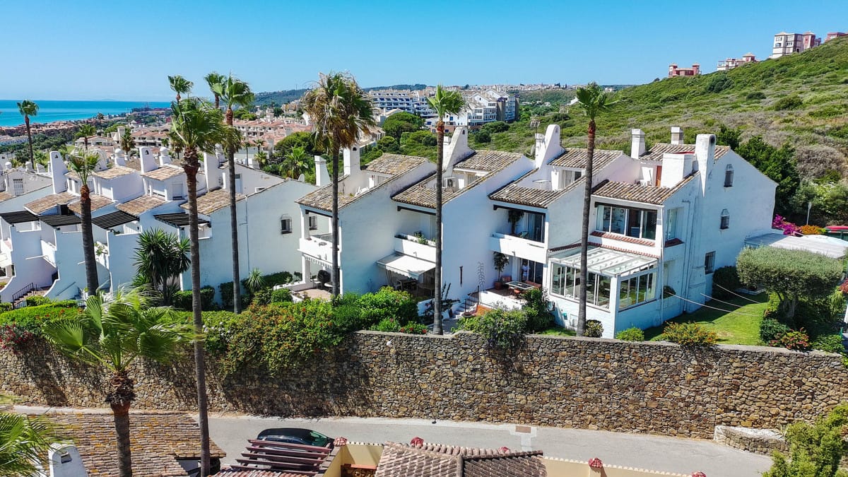 Drie slaapkamers townhouse in La Duquesa, Las Brisas 2 in La Duquesa - foto 12