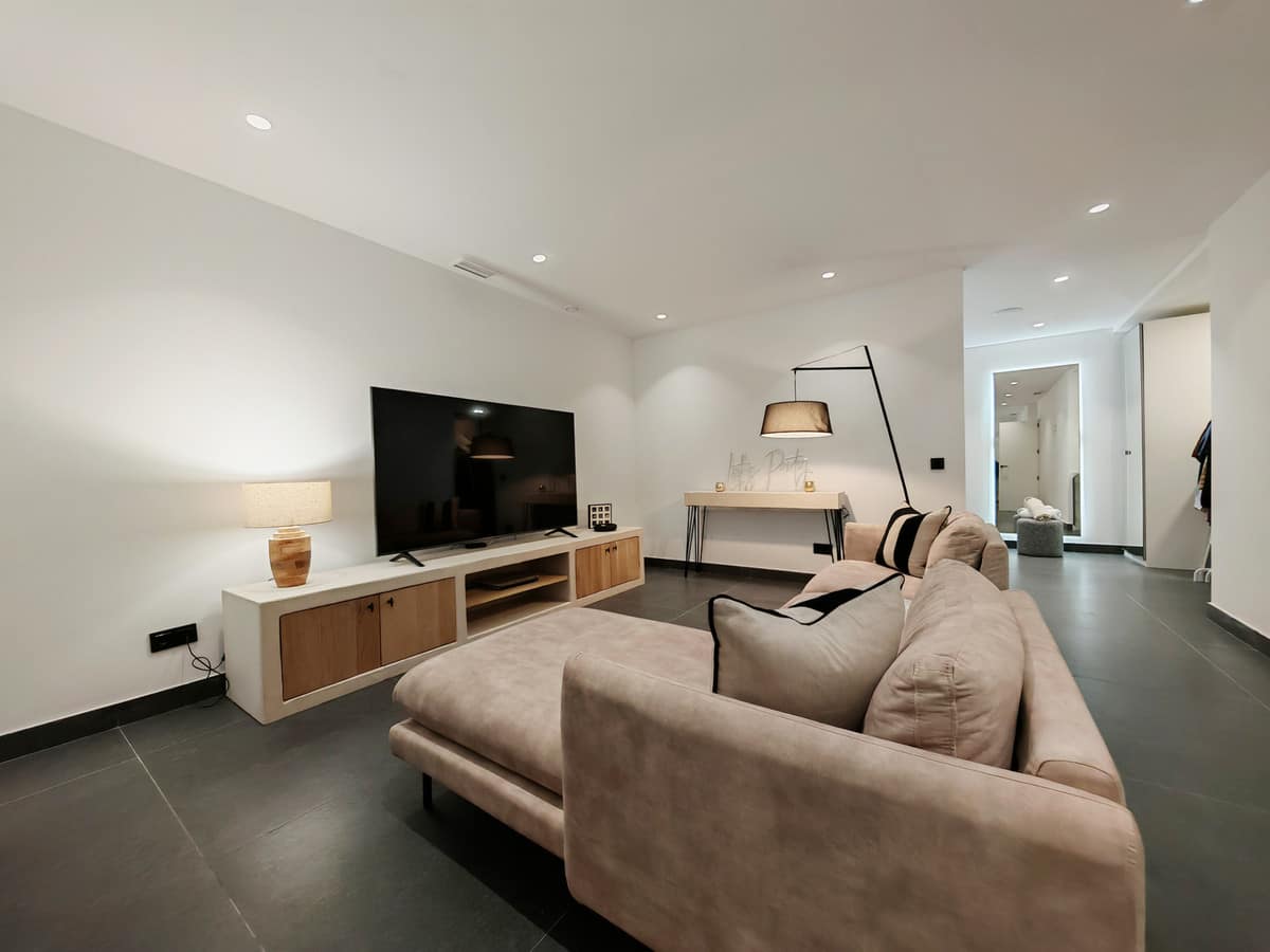 Villa met 5 slaapkamers in Estepona in Estepona - foto 4