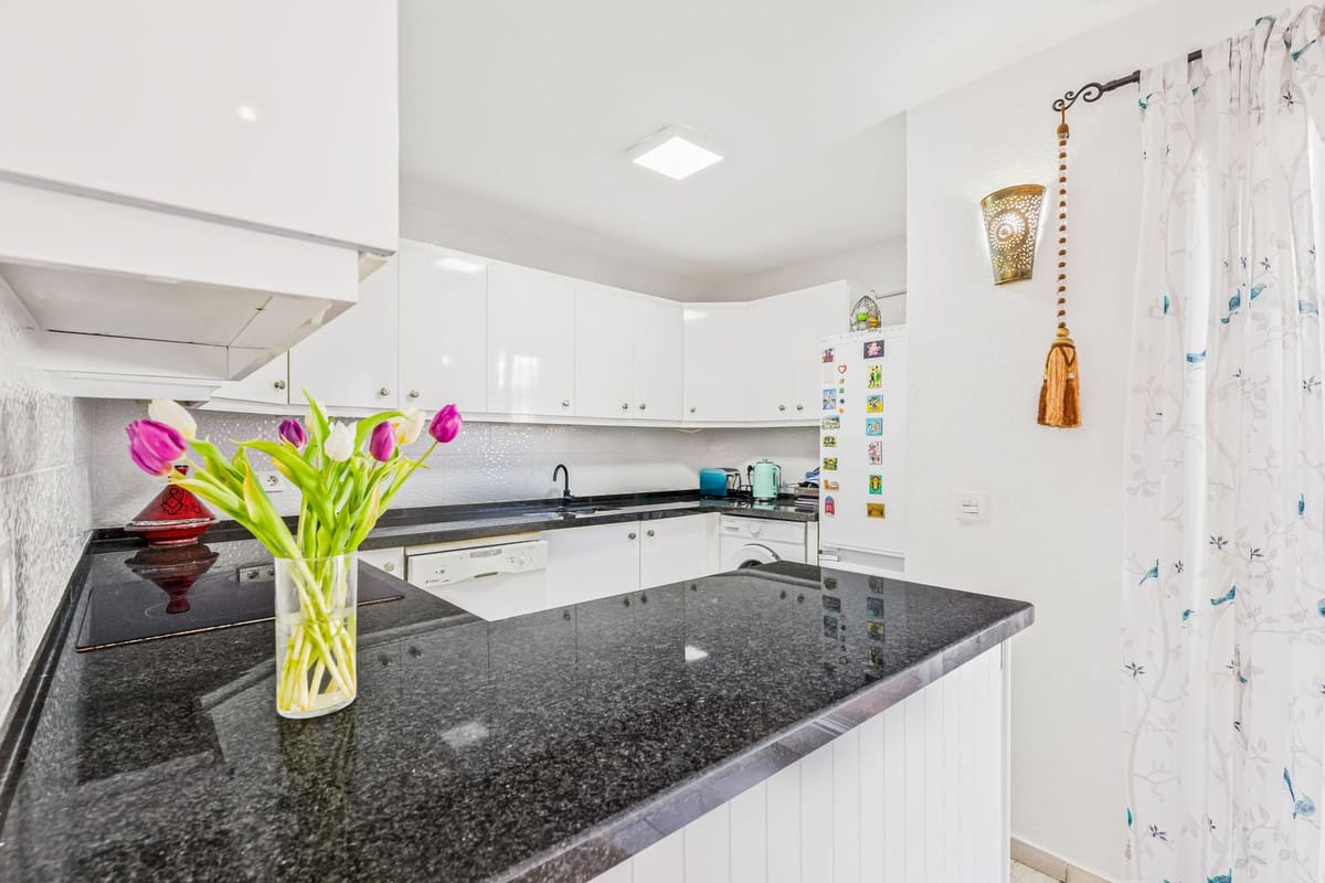 3-slaapkamer villa in Casares Playa in Casares Playa - foto 4