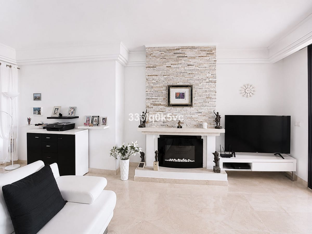 Stijlvol 2-slaapkamer appartement op de middenverdieping in Cumbre de Los Almendros, Benahavís in Benahavís - foto 8