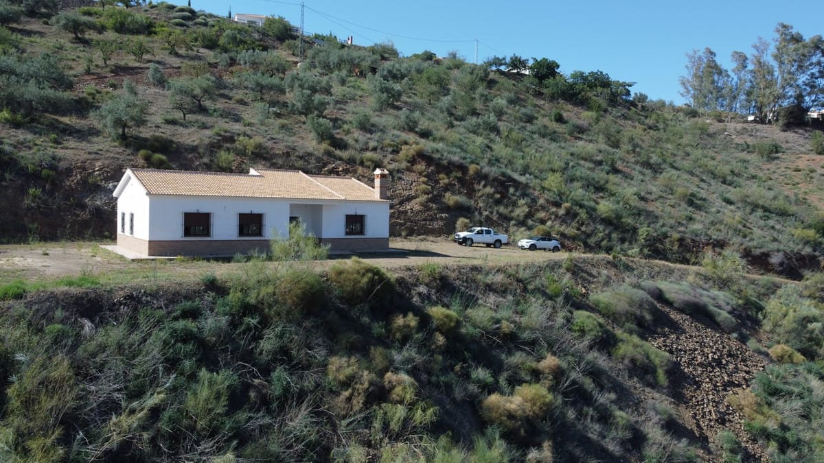 Villa met 4 slaapkamers in Colmenar, Málaga in Colmenar - foto 6