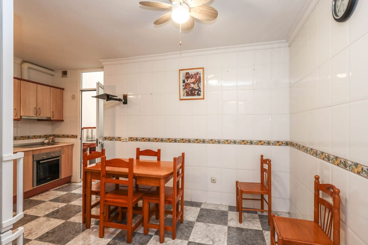 4-slaapkamer stadswoning in Tolox in Tolox - foto 15