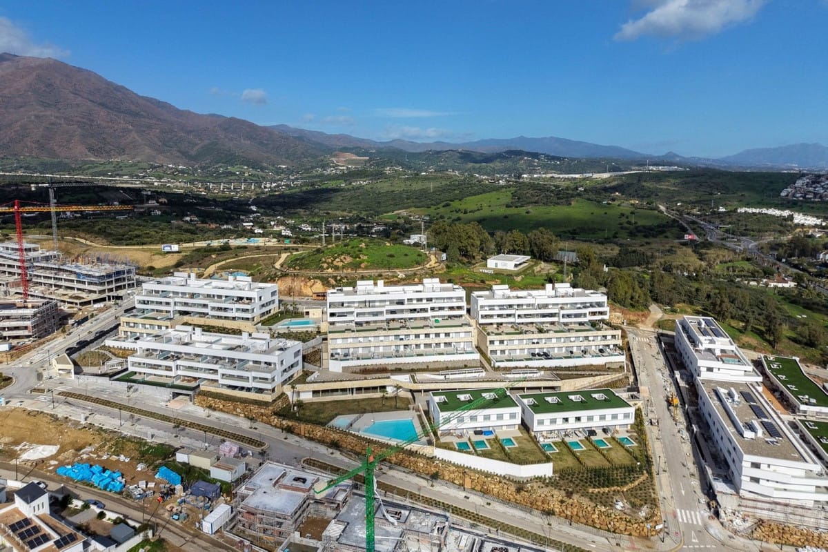 3 bedroom Apartment in Estepona in Estepona - foto 9