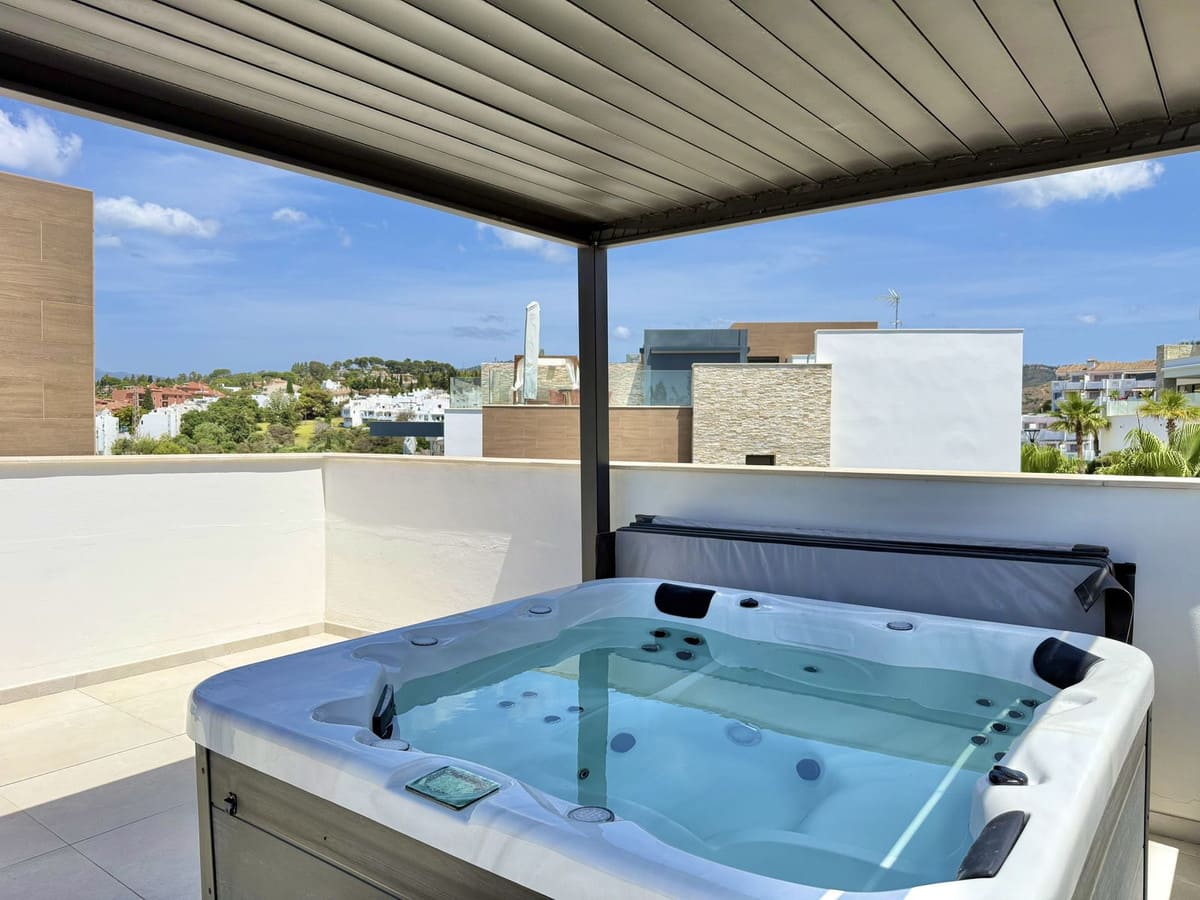 Drie slaapkamers duplex penthouse in Artola Homes, Cabopino, Marbella in Cabopino - foto 5