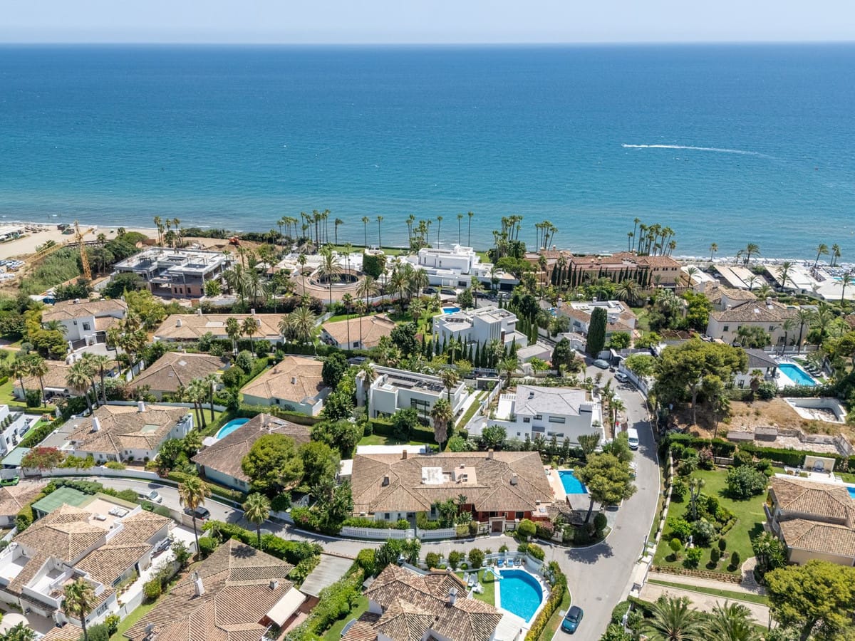 7 bedroom House in Los Monteros in Los Monteros - foto 2