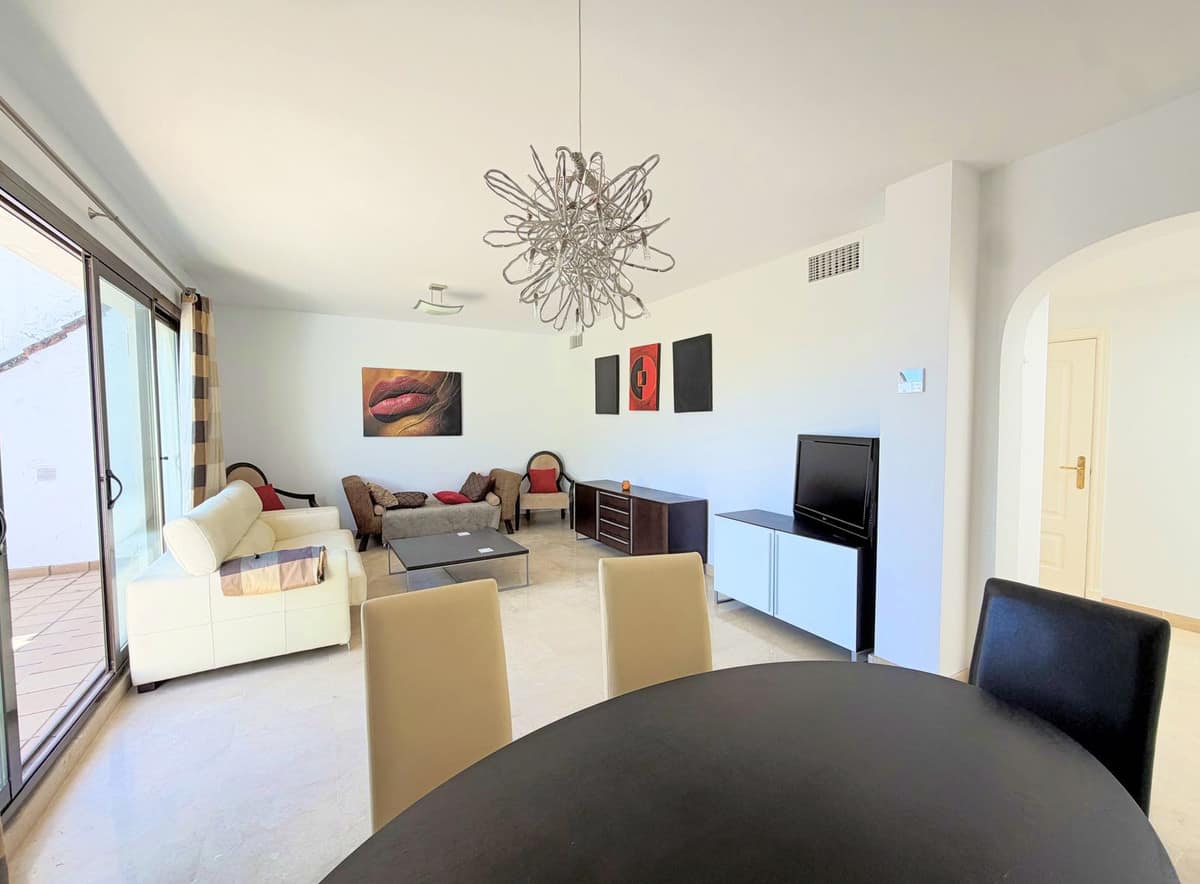2-slaapkamer penthouse met zeezicht in La Duquesa in La Duquesa - foto 12
