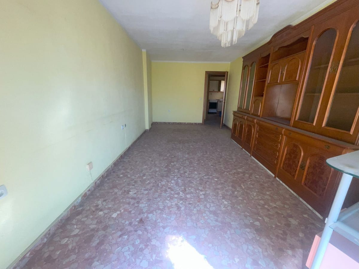 Appartement met 3 slaapkamers in Estepona – Avenida Juan Carlos I in Estepona - foto 18
