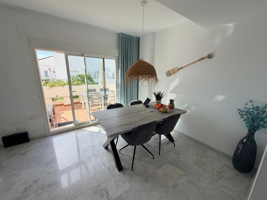 2 bedroom Apartment in Estepona in Estepona - foto 11