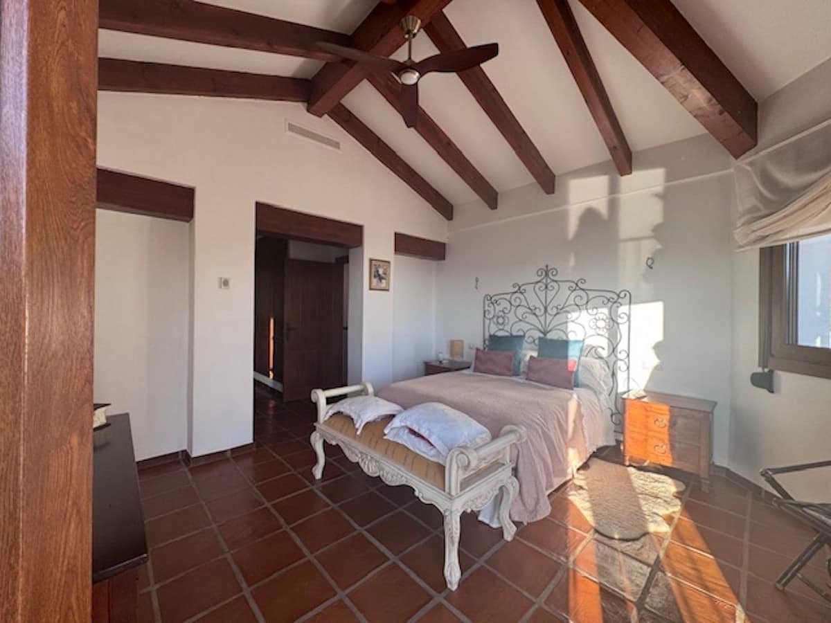 Villa met 4 slaapkamers in Istán in Istán - foto 14