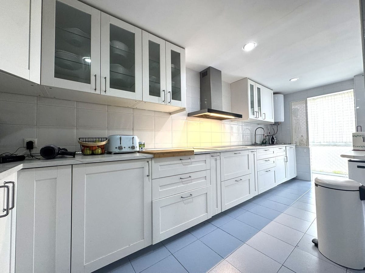 3-slaapkamer appartement op de begane grond in Nueva Andalucía, Marbella in Nueva Andalucía - foto 4