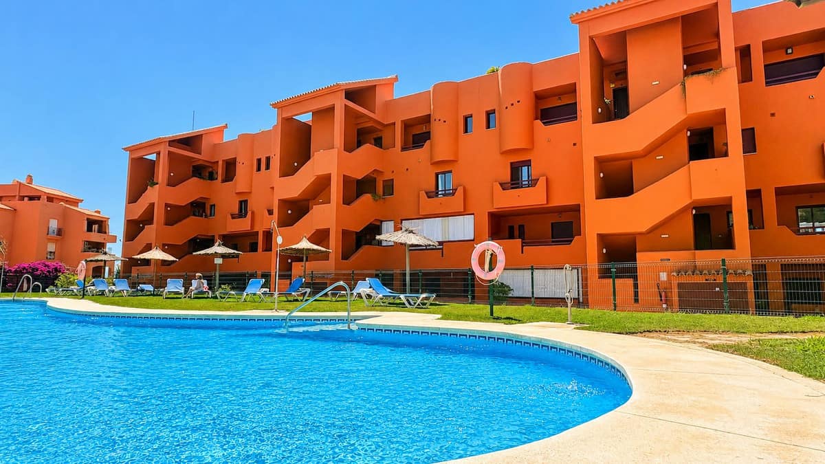 Drie-slaapkamer appartement in La Duquesa in La Duquesa - foto 20