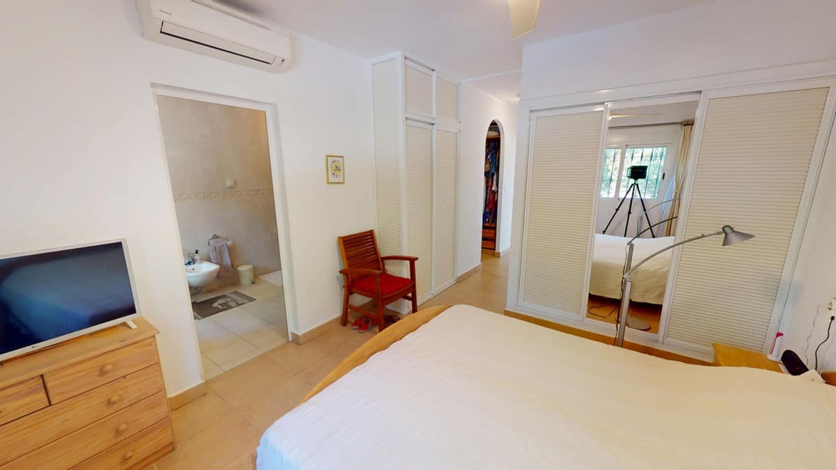 Villa met 4 slaapkamers in Vélez‑Málaga — R5165050 in Vélez-Málaga - foto 16