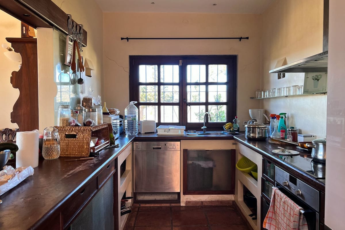 4-slaapkamer villa in Estepona met zee- en bergzichten in Estepona - foto 13