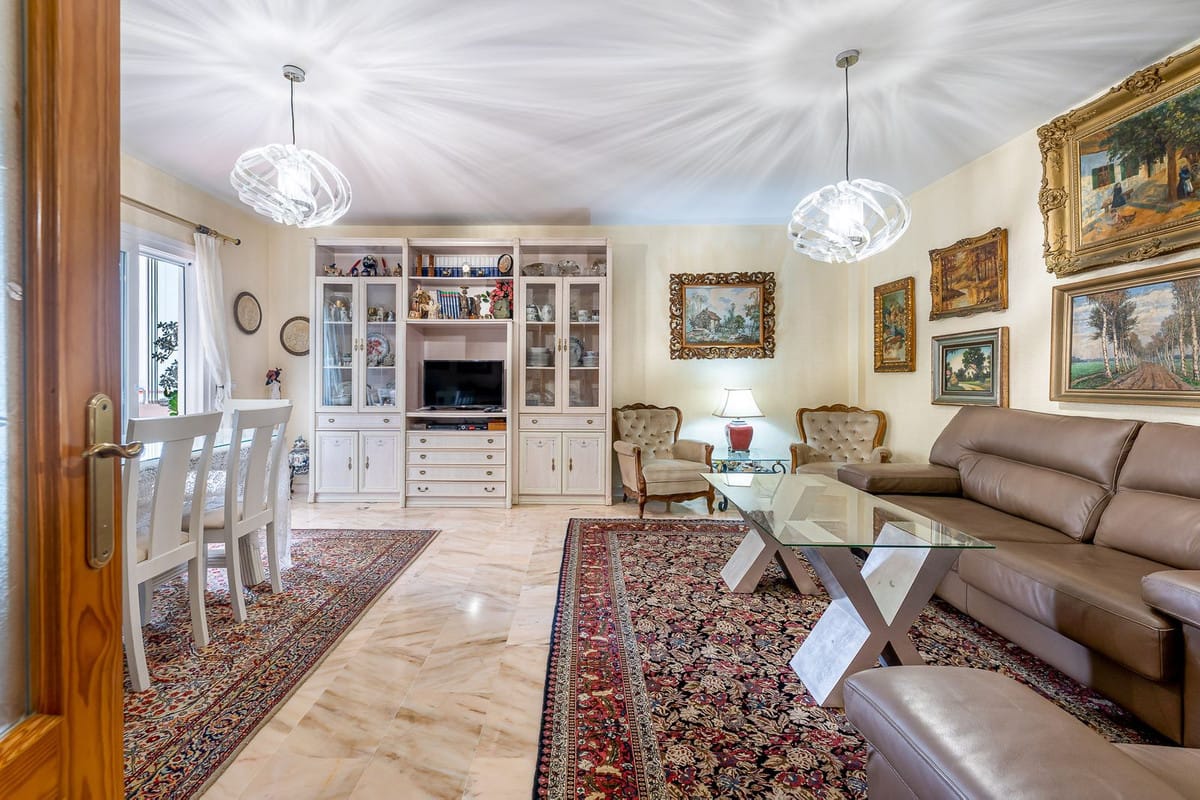 3 bedroom Apartment in Torrequebrada in Torrequebrada - foto 8