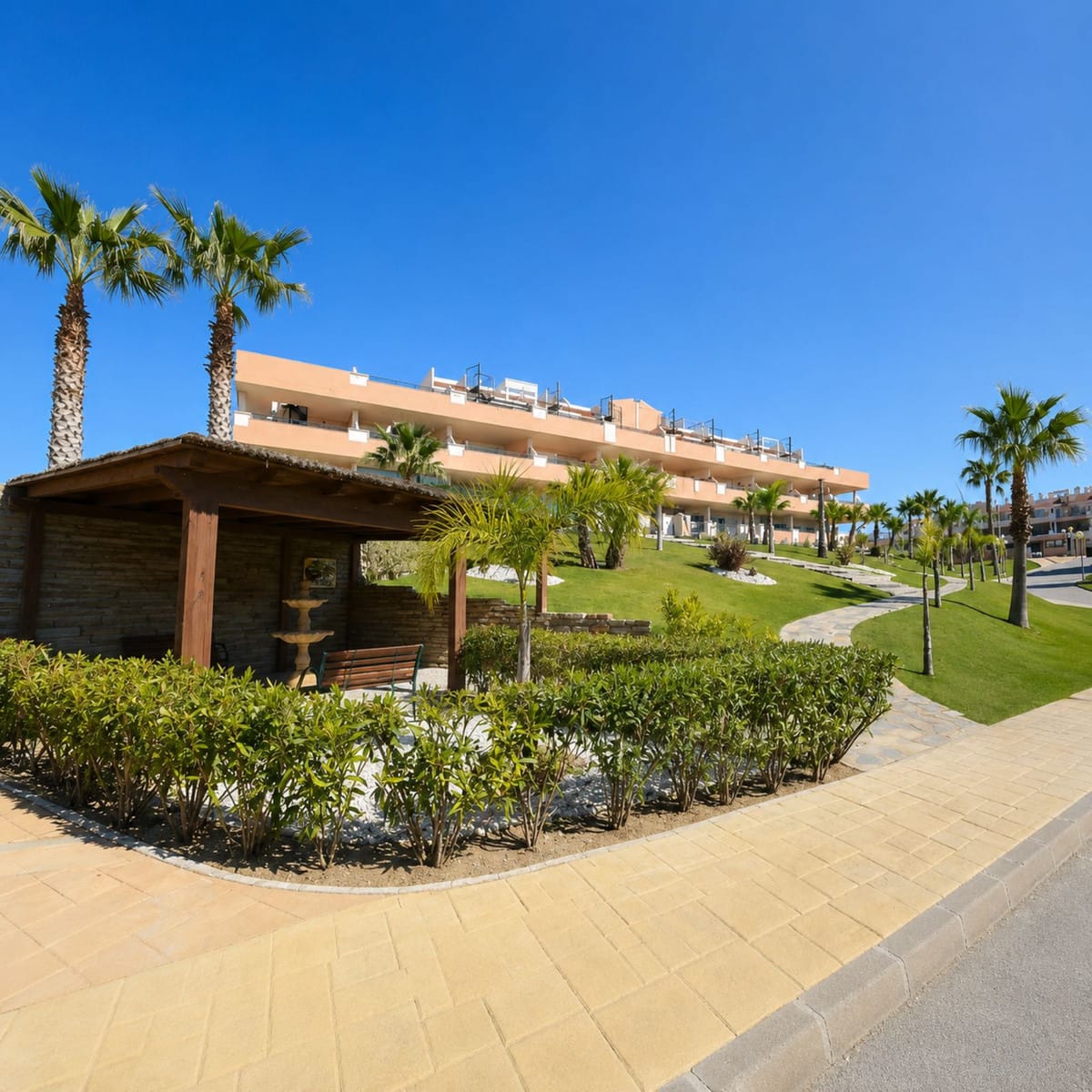 4 bedroom Apartment in Casares Playa in Casares Playa - foto 5