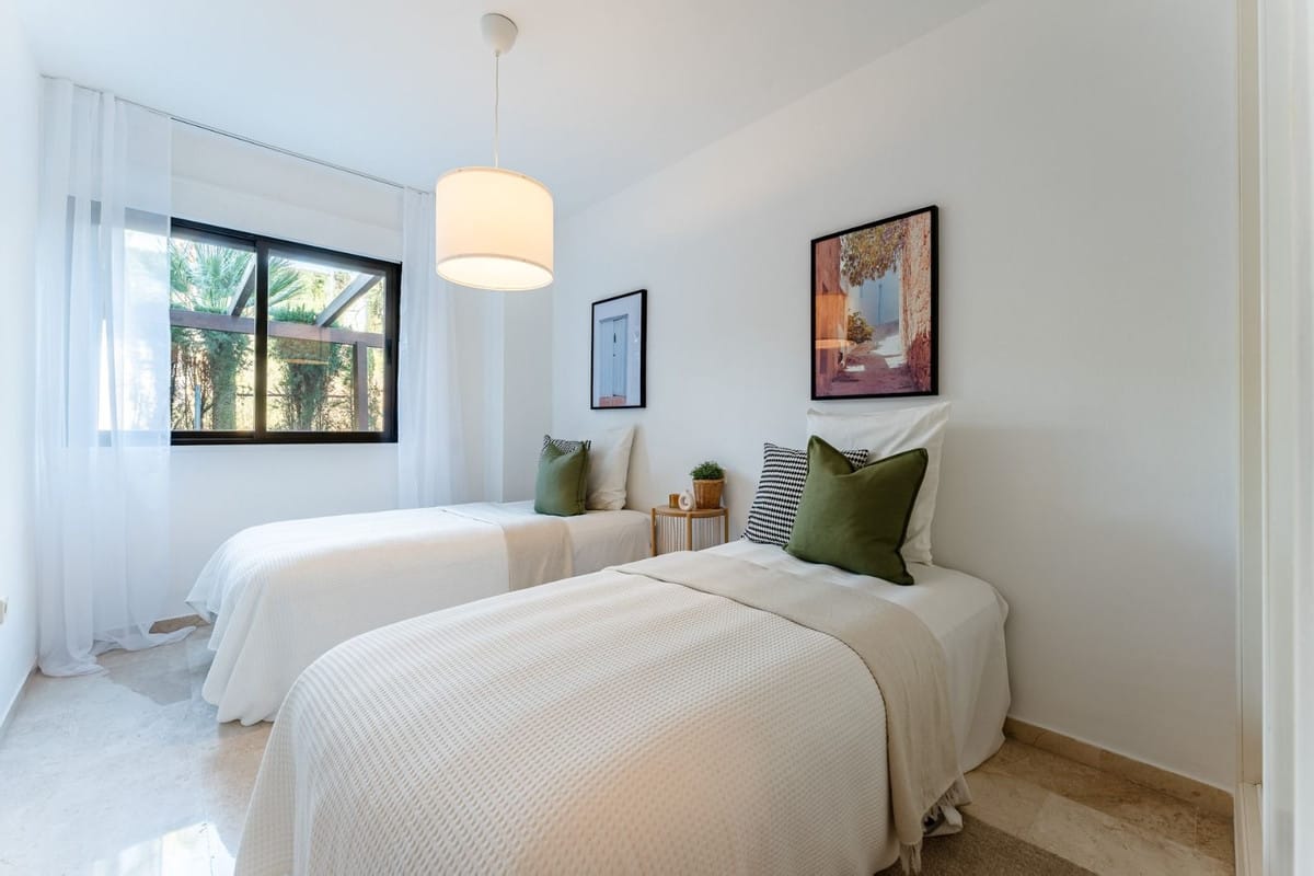 Drie-slaapkamerappartement in Estepona in Estepona - foto 8