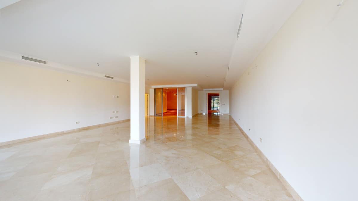 7-slaapkamer villa aan de golfbaan in Los Arqueros in Los Arqueros - foto 10