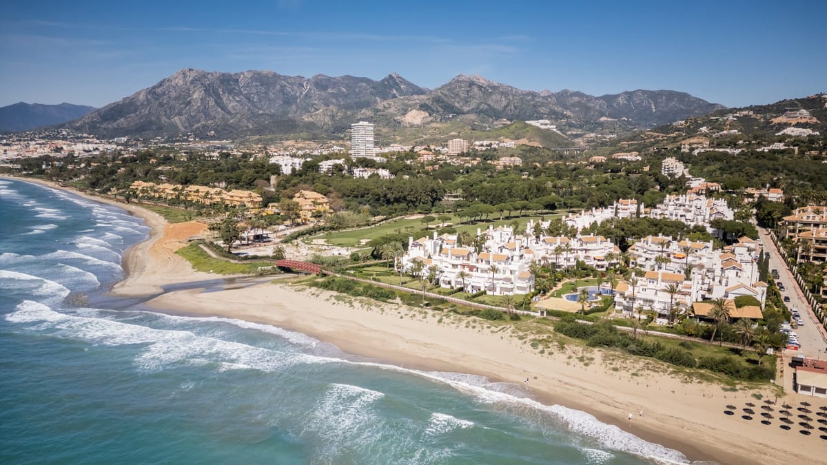 Drie-slaapkamerappartement in Los Monteros in Los Monteros - foto 7