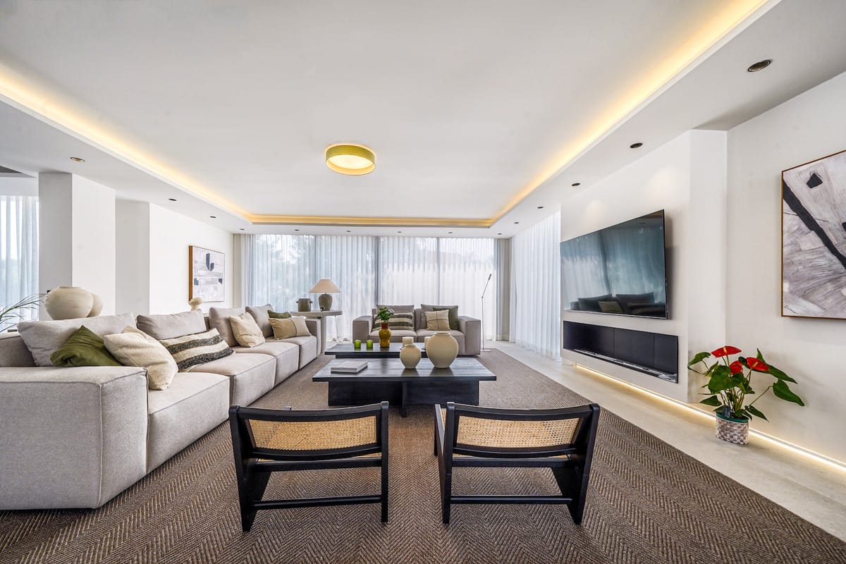 Vijf-slaapkamer villa in Nueva Andalucía in Nueva Andalucía - foto 4