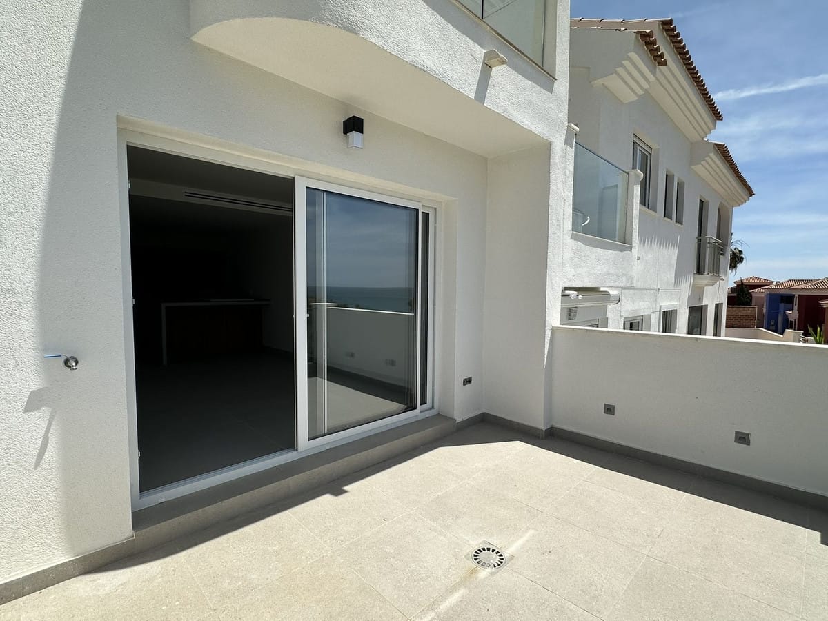 Drie-slaapkamerwoning in Torrequebrada in Torrequebrada - foto 5