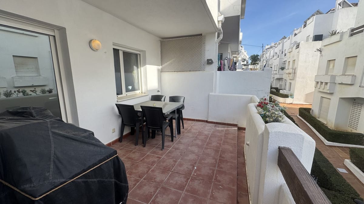 Ruim 4-slaapkamer duplex naast golfbaan in Estepona in Estepona - foto 7