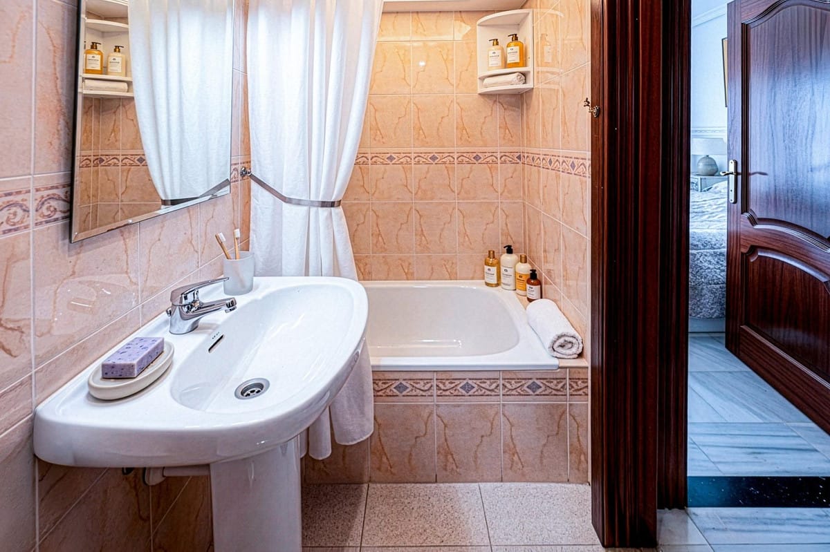 4-slaapkamer appartement in Málaga, Victoria Eugenia in Málaga - foto 17