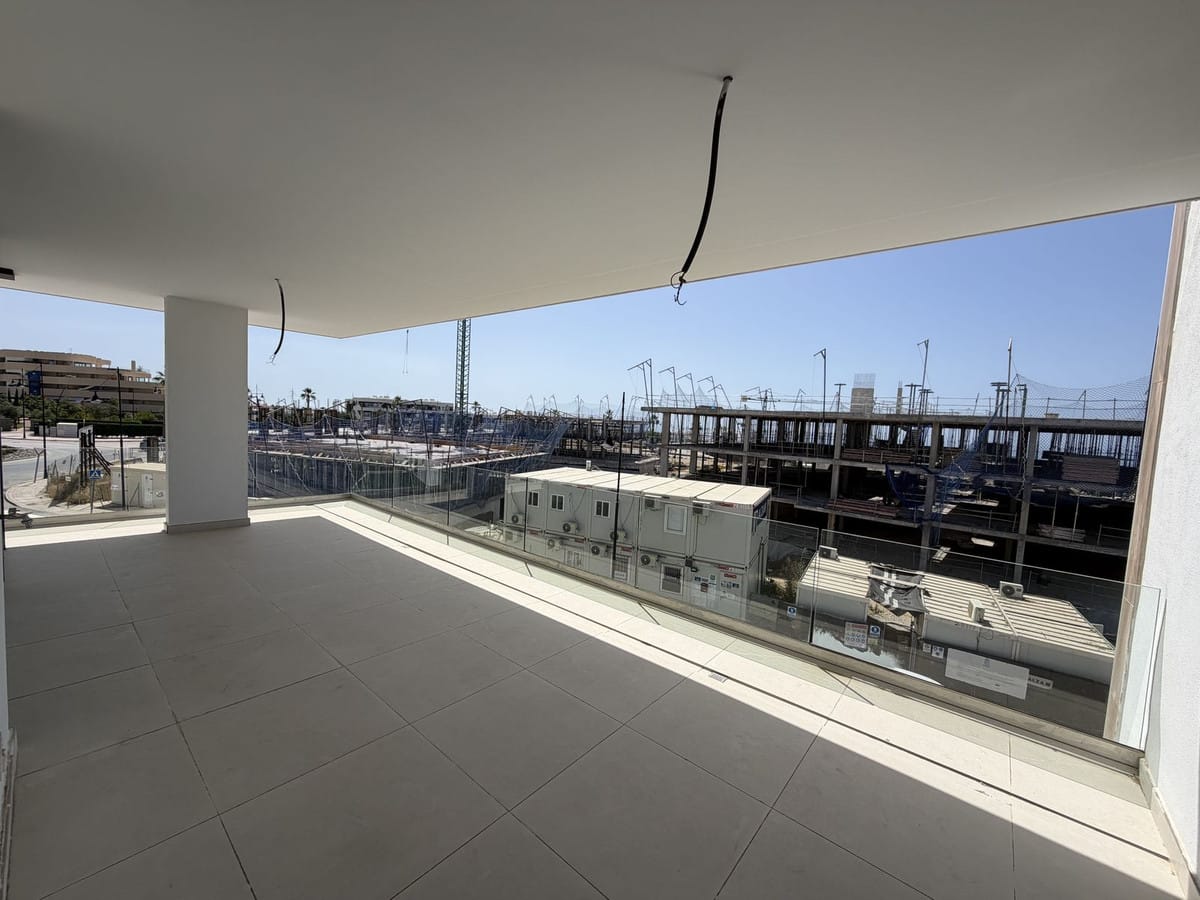 Drie-slaapkamerappartement in Fuengirola in Fuengirola - foto 2
