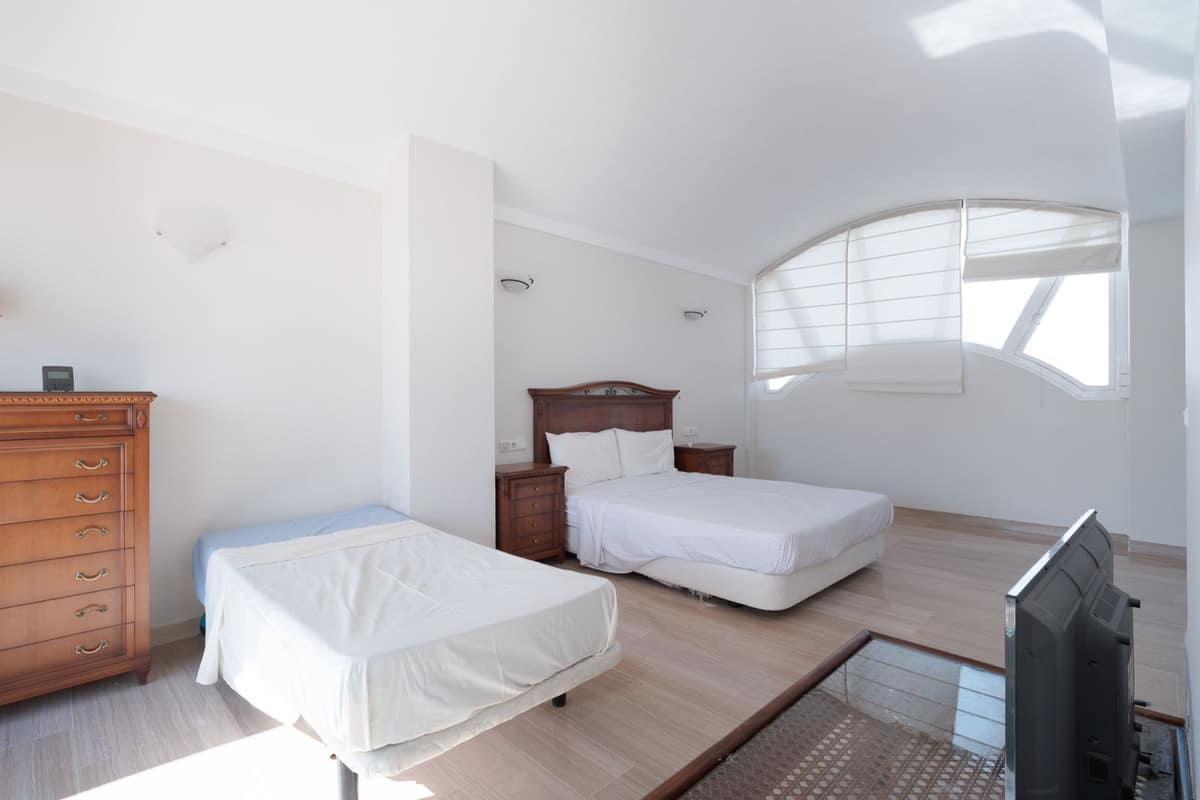 Drie slaapkamers penthouse duplex met zeldzaam potentieel op Puerto Marina, Benalmádena Costa in Benalmadena Costa - foto 20