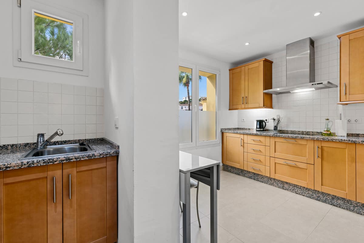 Drie-slaapkamer penthouse in Casares Playa in Casares Playa - foto 19