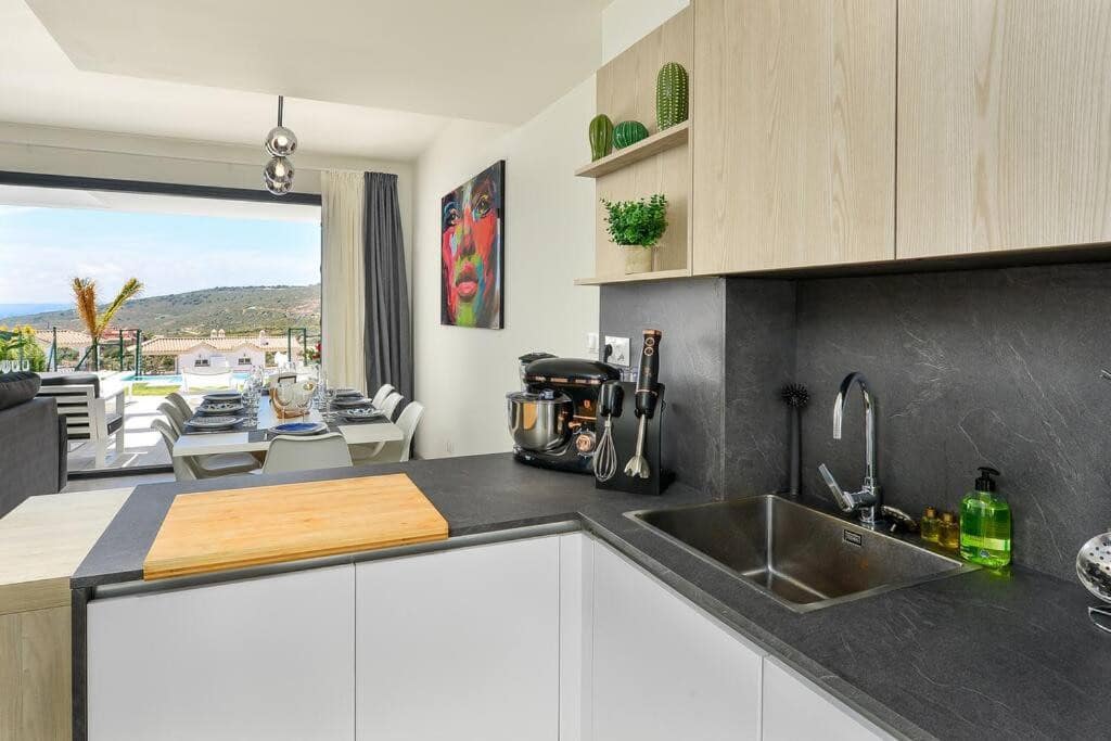Drie-slaapkamerwoning in Manilva met panoramisch zeezicht in Manilva - foto 15