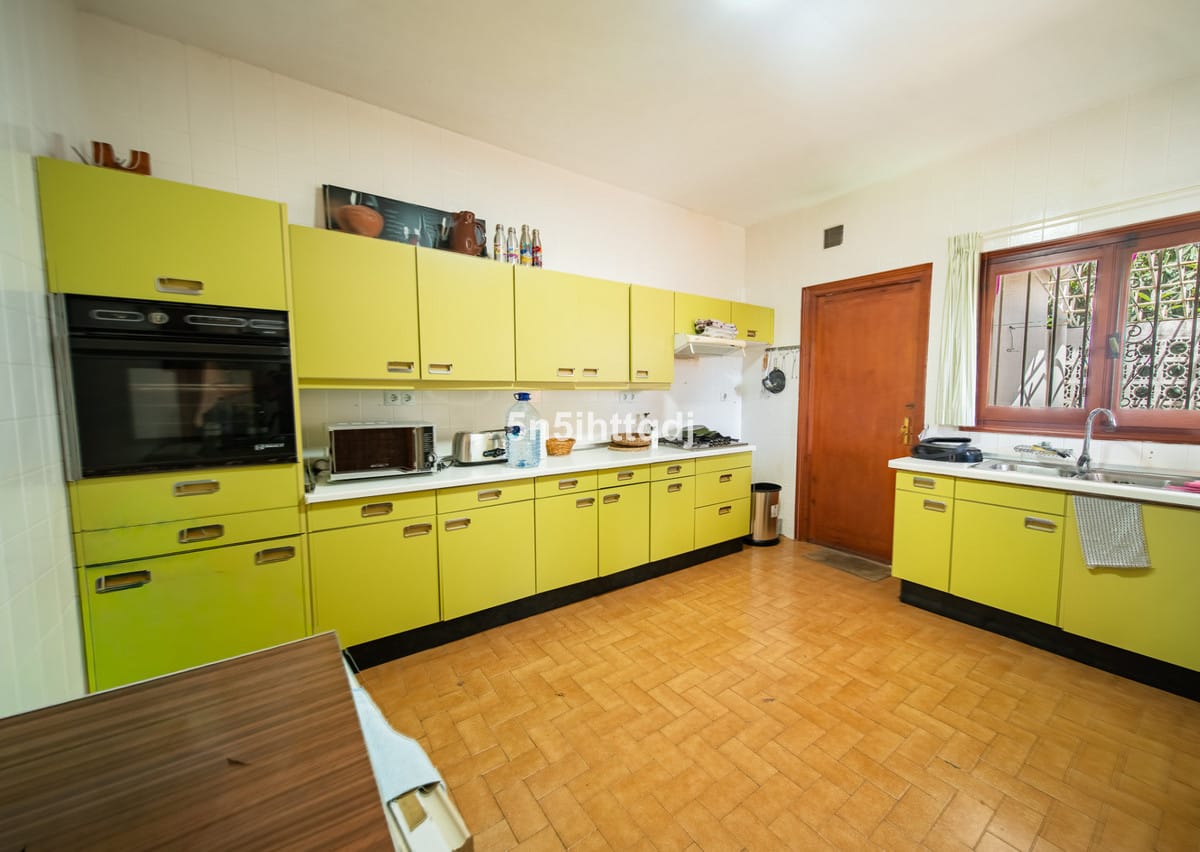 4 bedroom House in The Golden Mile in The Golden Mile - foto 16