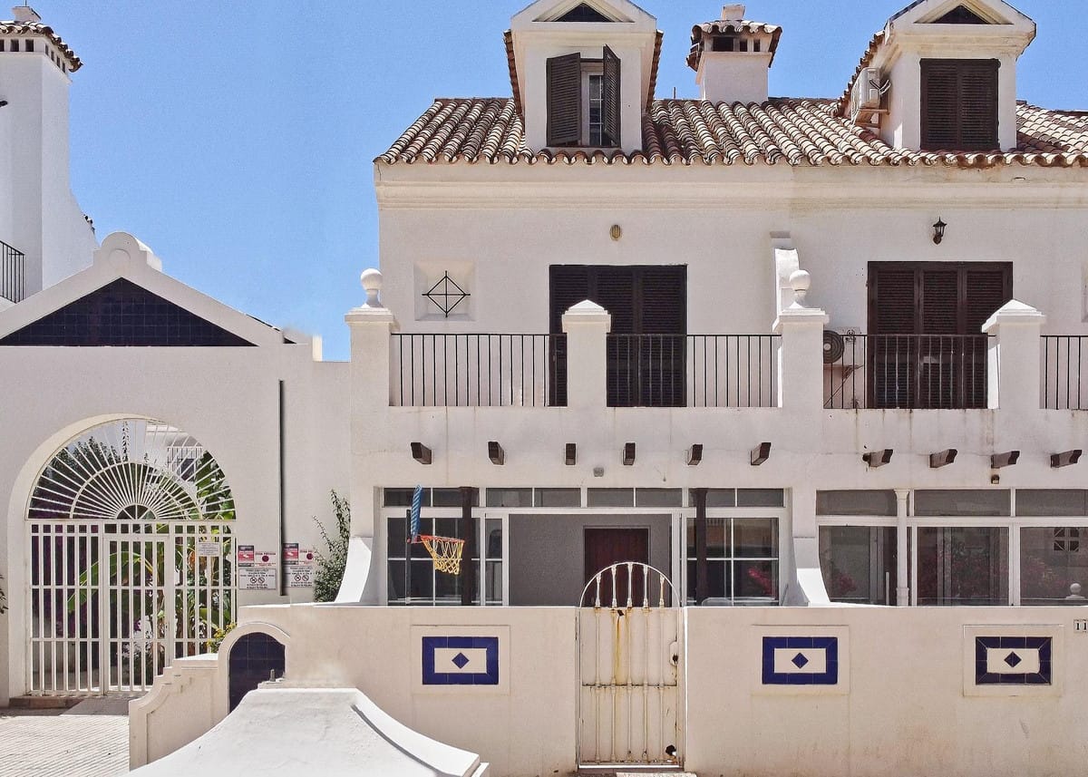 Hoekwoning met 4 slaapkamers in Fuengirola in Fuengirola - foto 6
