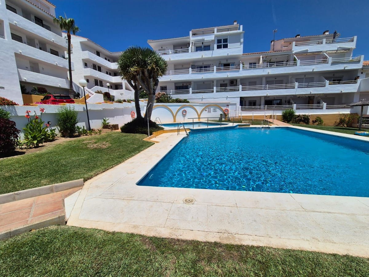 2 bedroom Apartment in Riviera Del Sol in Riviera del Sol - foto 2
