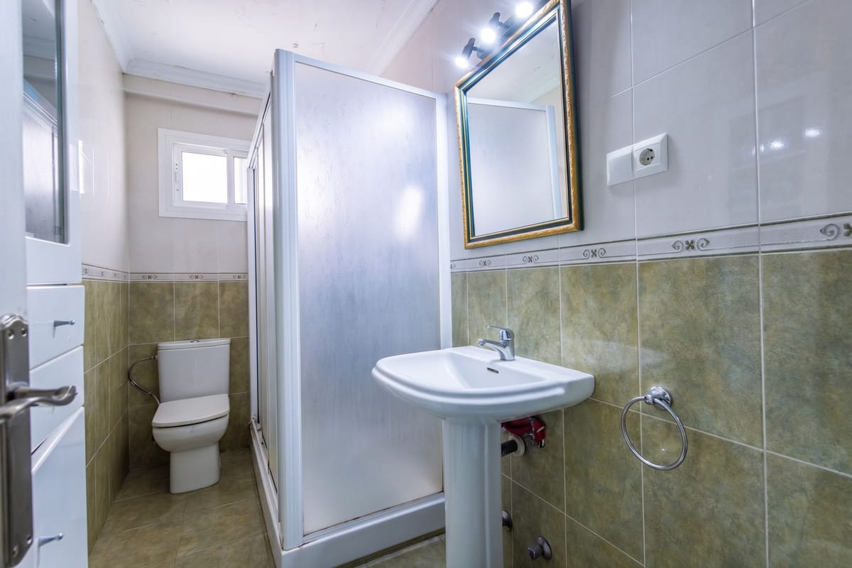 Ruime 3-slaapkamer appartement met grote opslagruimte in Torrox Pueblo in Torrox - foto 16