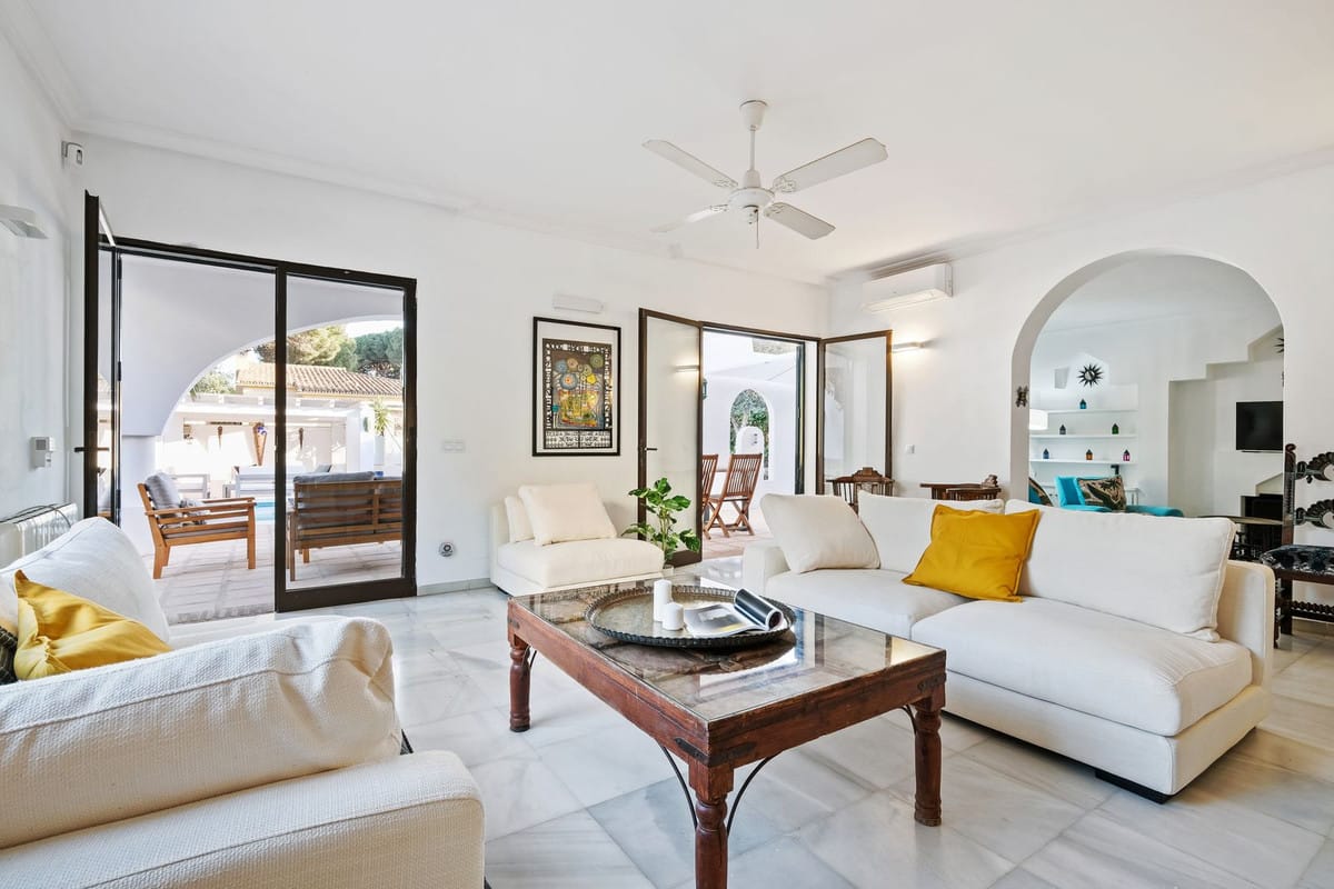 Exclusieve Arabisch-Mediterraanse villa nabij het strand in Cabopino, Marbella in Marbella - foto 10