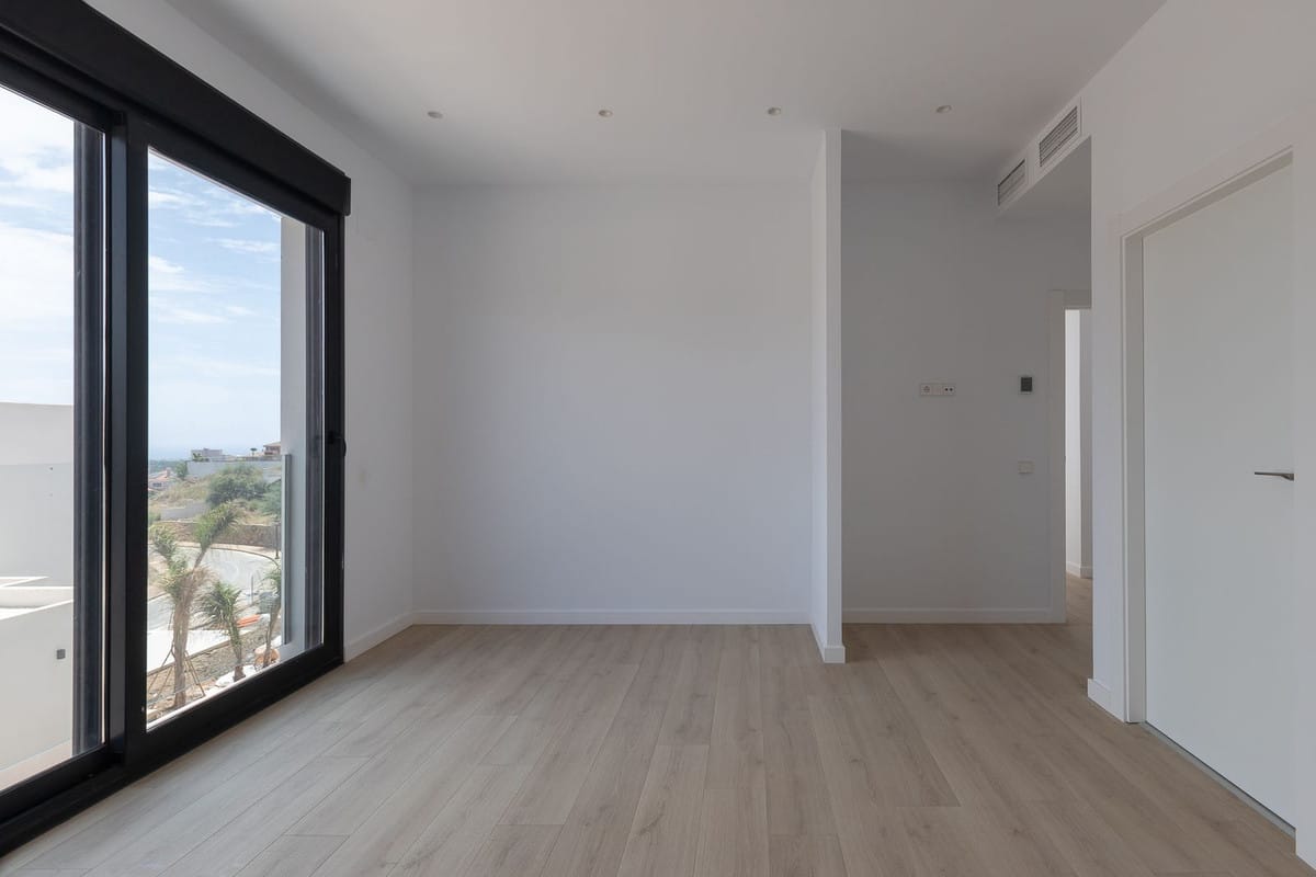 Villa met 4 slaapkamers in Elviria in Elviria - foto 16