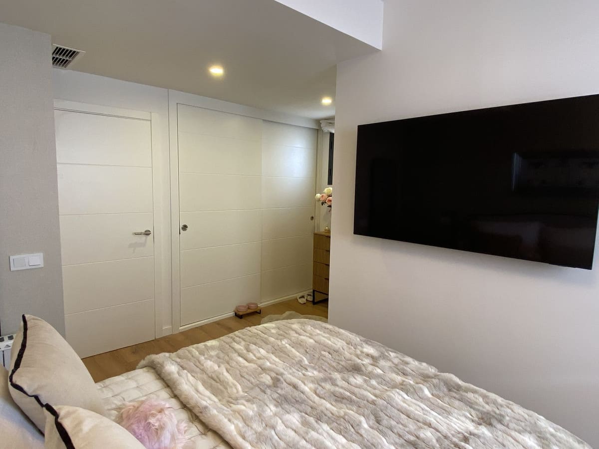 2 bedroom Apartment in Estepona in Estepona - foto 8