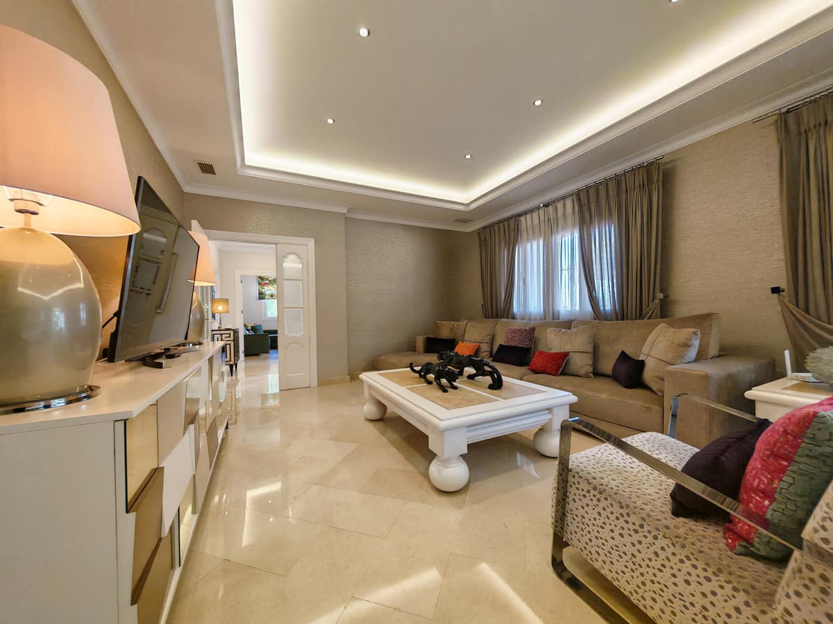 4 bedroom House in Elviria in Elviria - foto 4