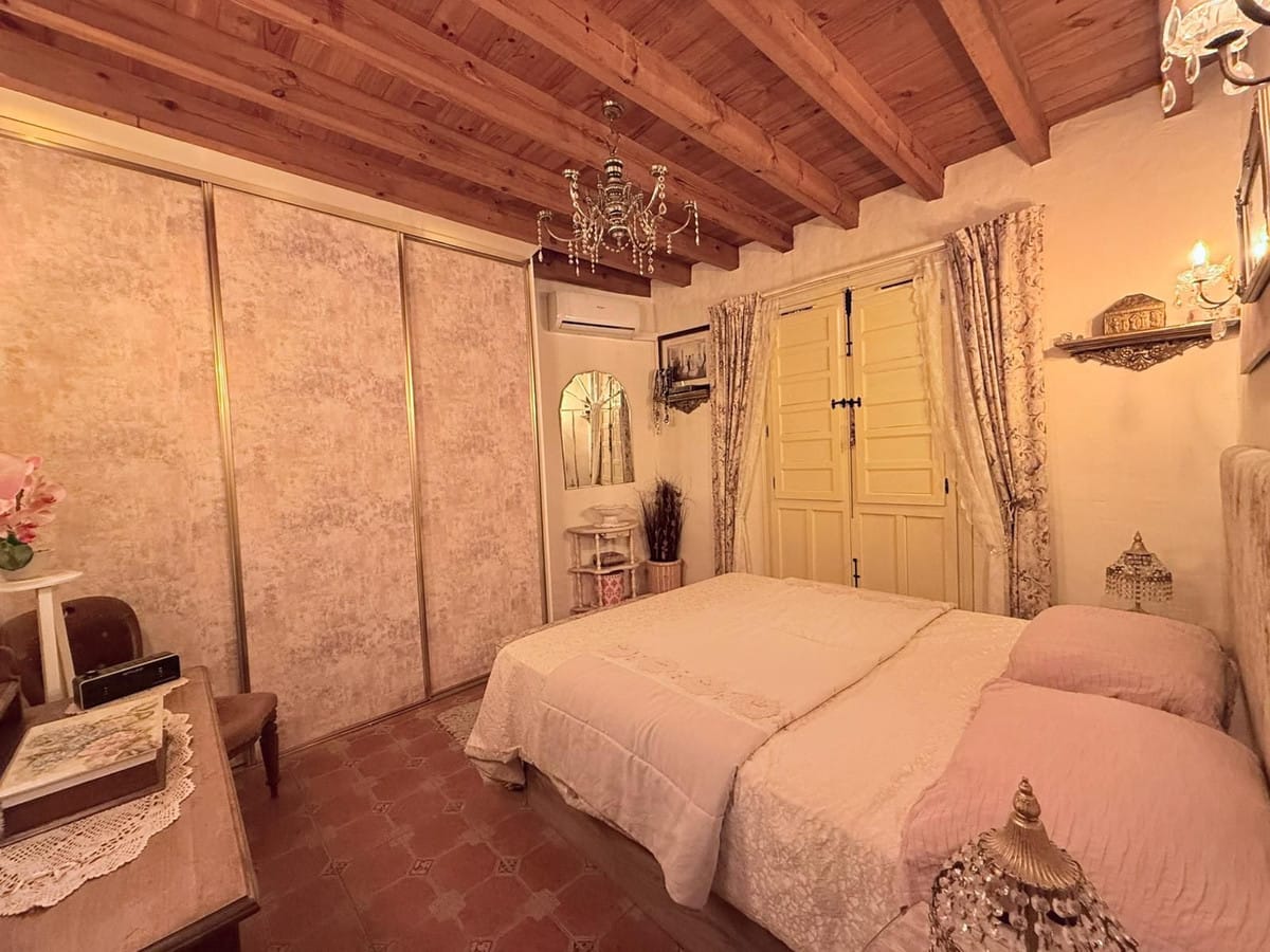 4-slaapkamerwoning in Monda in Monda - foto 18