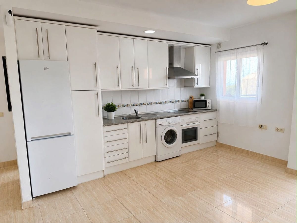 Licht 1-slaapkamer appartement met zeezicht-terras en privégarage – San Luis de Sabinillas in San Luis de Sabinillas - foto 6