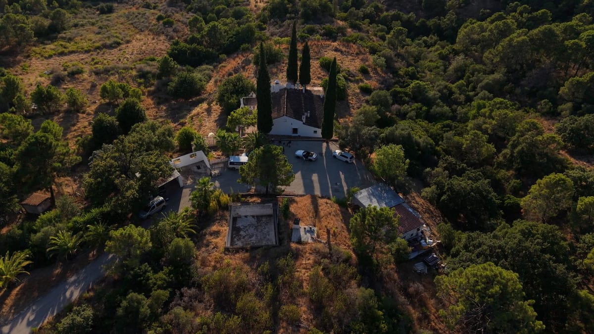 Kavel in Estepona – 615.000 m² historisch landgoed met drie kavels in Estepona - foto 7