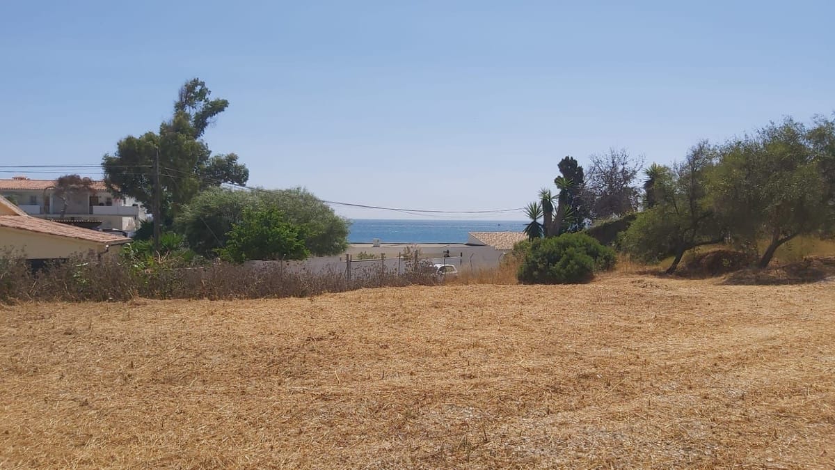 Plot in Estepona in Estepona - foto 3