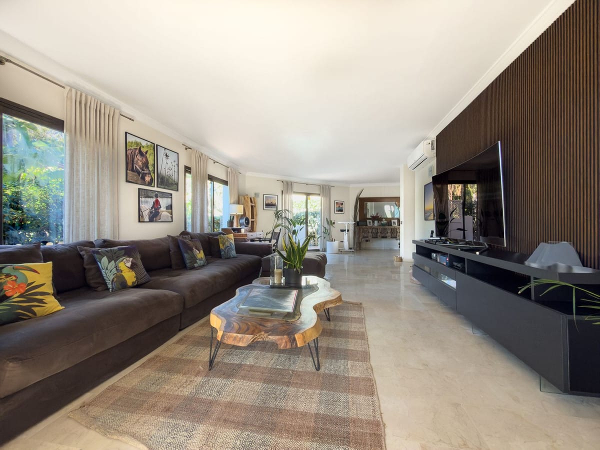 Appartement met 4 slaapkamers in Elviria — Golden Beach in Elviria - foto 2