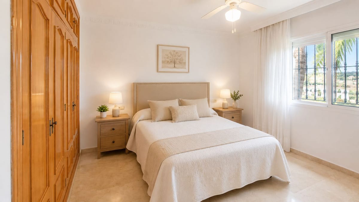 Huis met 3 slaapkamers in Estepona in Estepona - foto 16