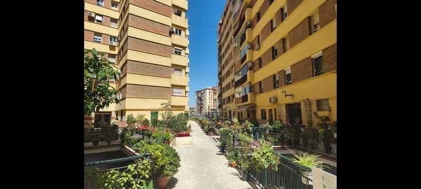 Appartement met 3 slaapkamers in Málaga in Málaga - foto 15