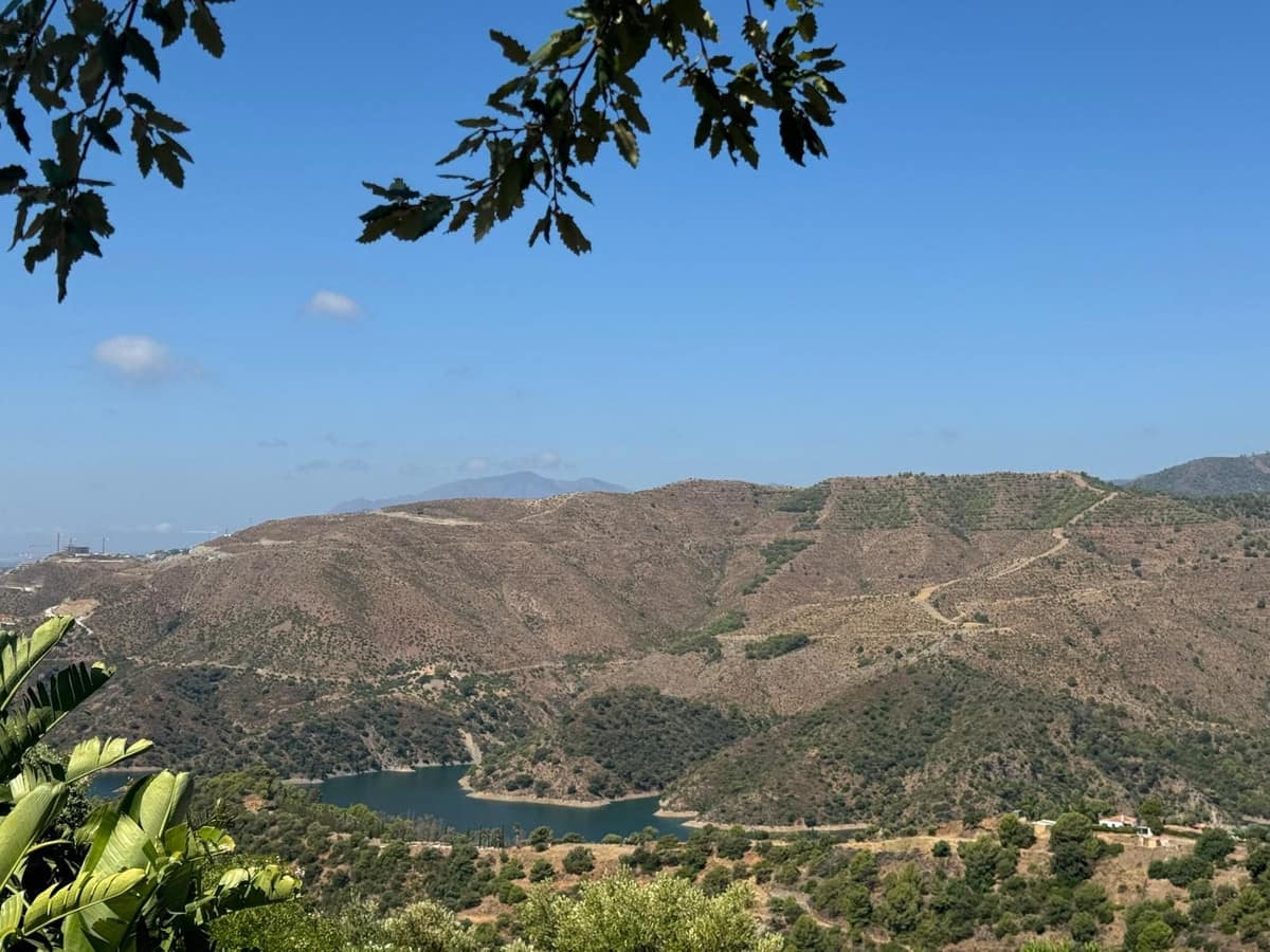 3-slaapkamer villa in Istán met panoramisch uitzicht in Sierra Blanca Country Club in Istán - foto 4
