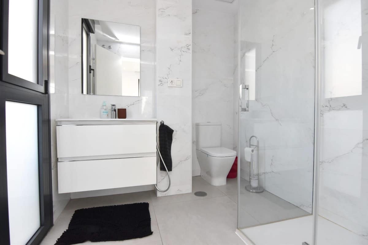 Hoekpenthouse met 2 slaapkamers in Torremolinos in Torremolinos - foto 16